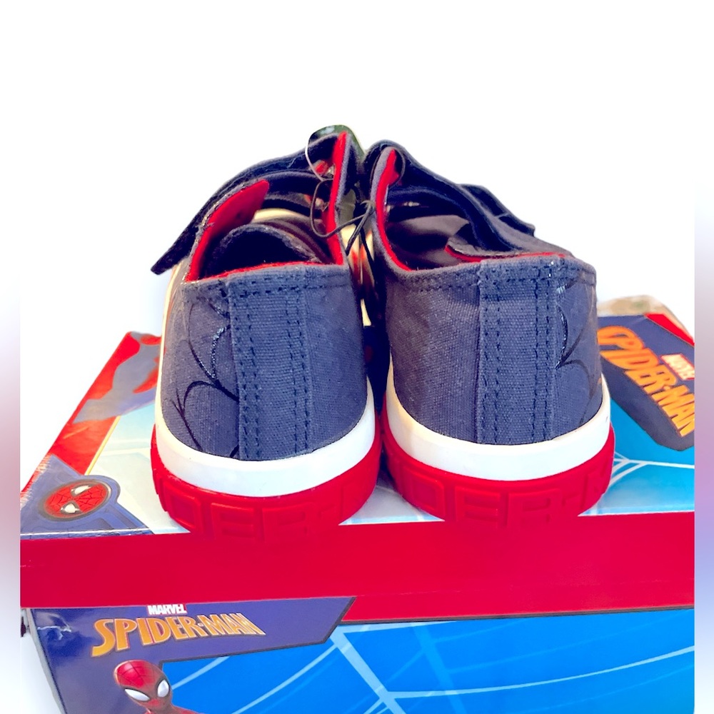 MARVEL Spider-Man Navy & Red Kids Sneakers (Sz 2) NWT - Picture 5 of 8